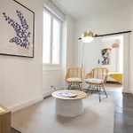 Audrey-quartier Mairie-arenes Antiques アパート
