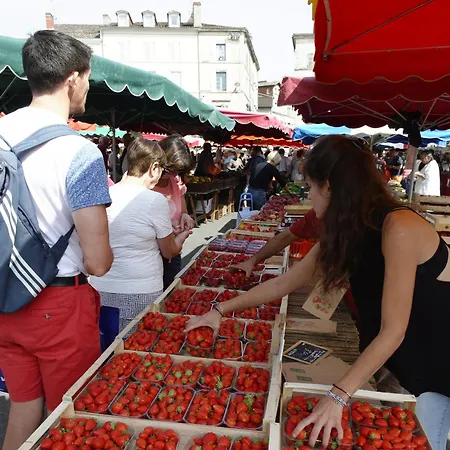 Audrey-quartier Mairie-arenes Antiques * Perigueux